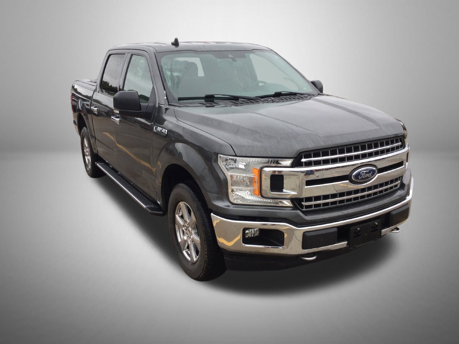 Used 2019 Ford F150 XLT w/ Equipment Group 302A Luxury AWD/4WD image 2