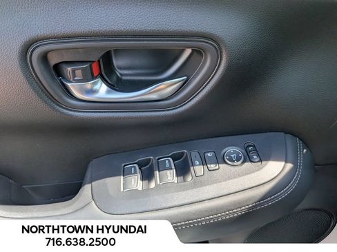 Used 2024 Honda HR-V EX-L image 31