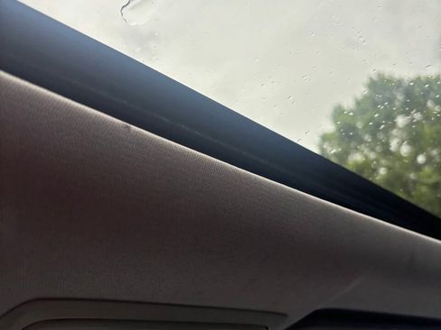 Used 2017 Honda CR-V EX image 25