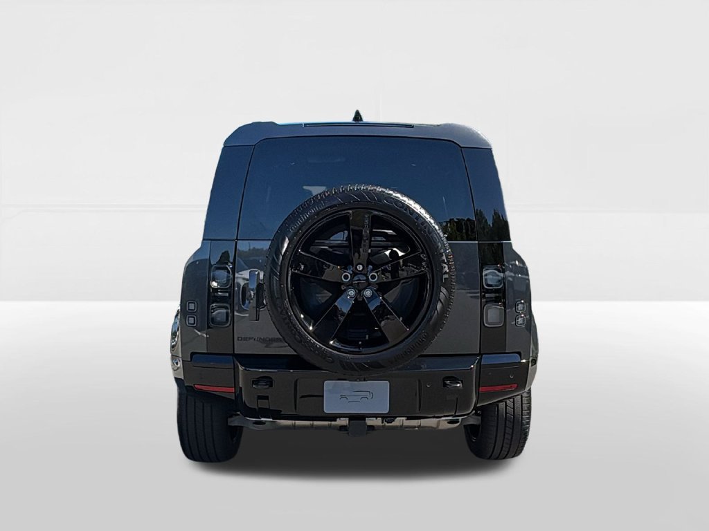 Used 2026 Land Rover Defender 110 X-Dynamic SE AWD/4WD image 6