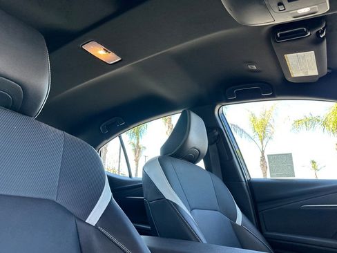 Used 2025 Toyota Camry SE image 17