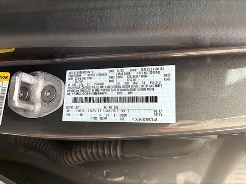 Used 2022 Ford Escape SE w/ Convenience Package AWD/4WD image 5