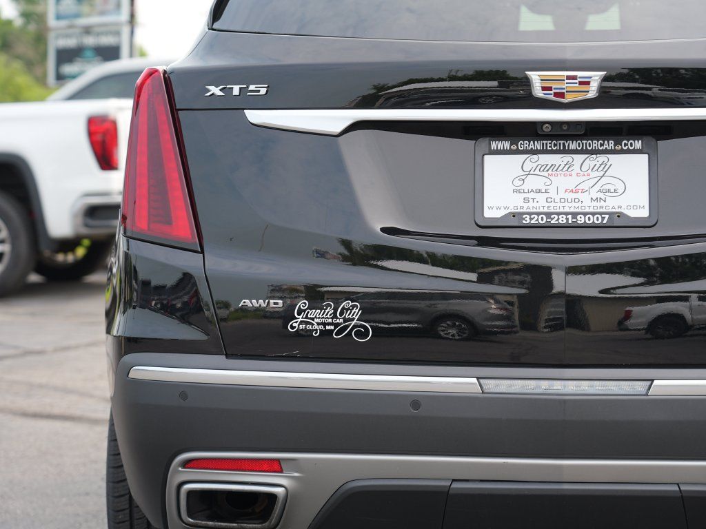 Used 2020 Cadillac XT5 Premium Luxury AWD/4WD image 10