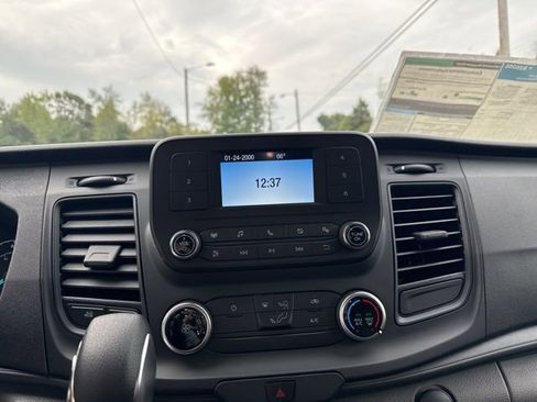 New 2025 Ford Transit 250 Low Roof image 23