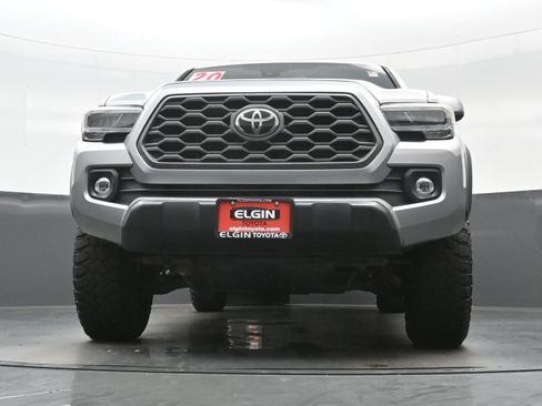 Used 2020 Toyota Tacoma TRD Off-Road w/ Technology Package AWD/4WD image 27