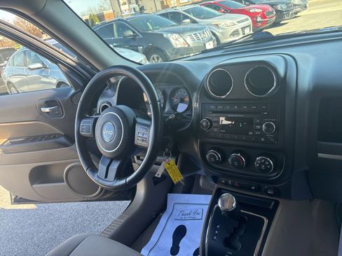 Used 2015 Jeep Patriot Latitude image 18