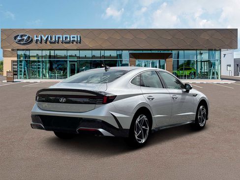 New 2026 Hyundai Sonata SEL image 7