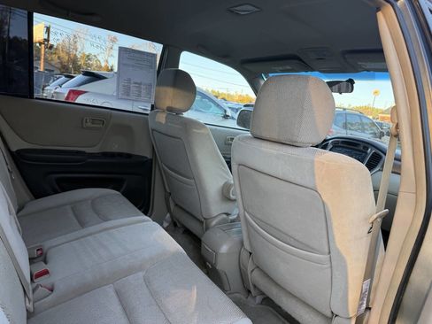 Used 2003 Toyota Highlander 4WD V6 image 25