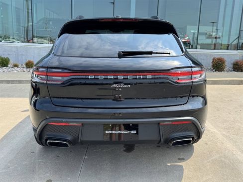 New 2026 Porsche Macan image 6
