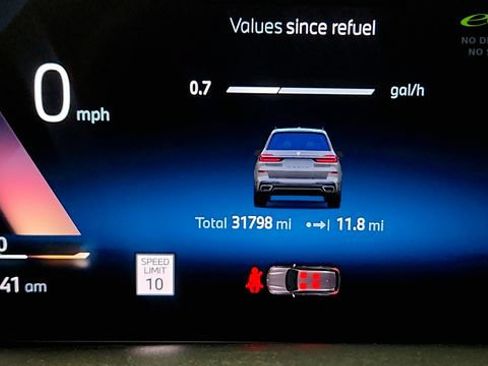 Used 2024 BMW X7 xDrive40i w/ M Sport Package AWD/4WD image 62