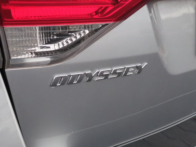 Used 2015 Honda Odyssey Touring image 11
