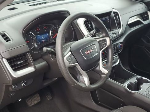 Used 2023 GMC Terrain SLE w/ Driver Convenience Package AWD/4WD image 10