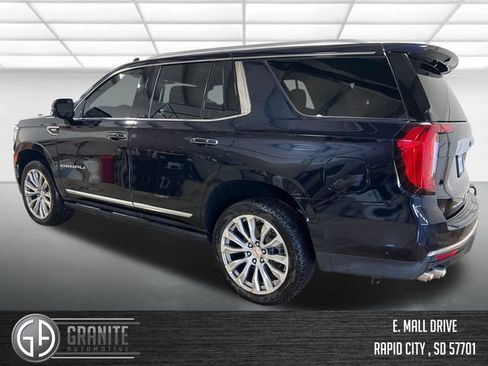 Used 2021 GMC Yukon Denali w/ Denali Premium Package AWD/4WD image 4