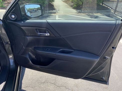 Used 2014 Honda Accord EX-L image 13