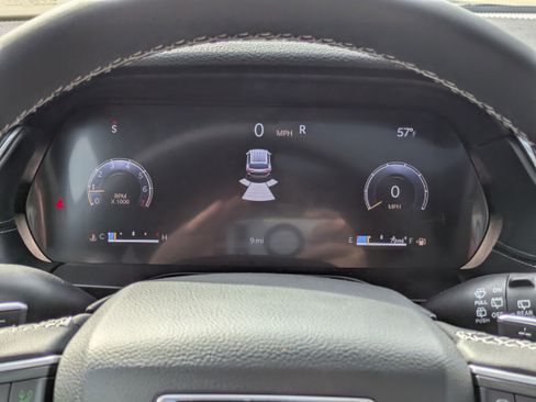 New 2025 Jeep Grand Cherokee L Limited image 16