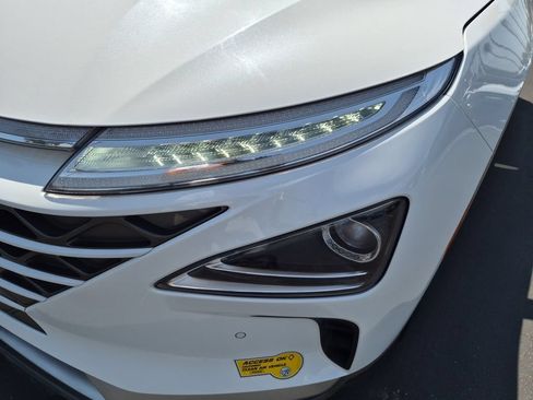 Used 2021 Hyundai Nexo Blue FWD image 9