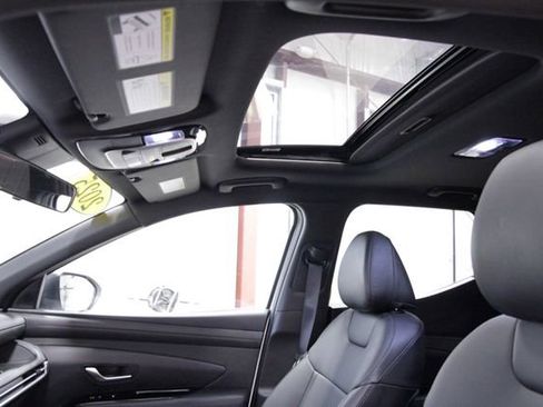 Used 2025 Hyundai Santa Cruz SEL image 33