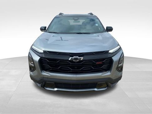 New 2026 Chevrolet Equinox RS w/ Convenience Package III FWD image 8