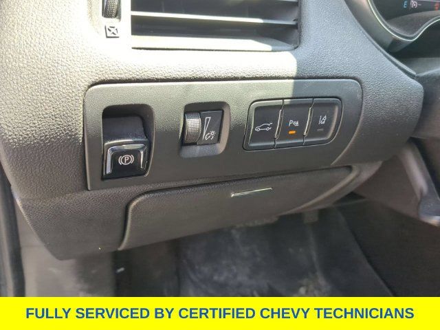 Used 2017 Chevrolet Impala Premier FWD image 24
