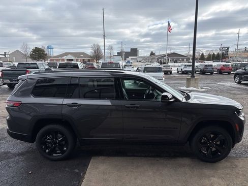 New 2026 Jeep Grand Cherokee L Limited image 9