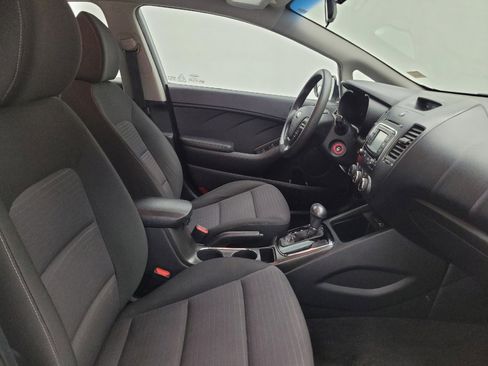 Used 2017 Kia Forte LX w/ LX Popular Package image 21