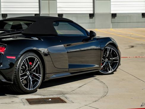 Used 2022 Audi R8 V10 performance AWD/4WD image 25