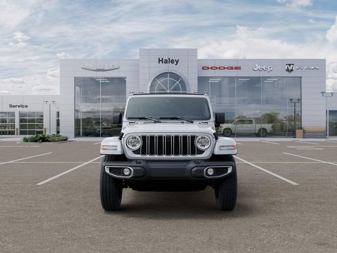 New 2026 Jeep Wrangler Unlimited Sahara AWD/4WD image 6