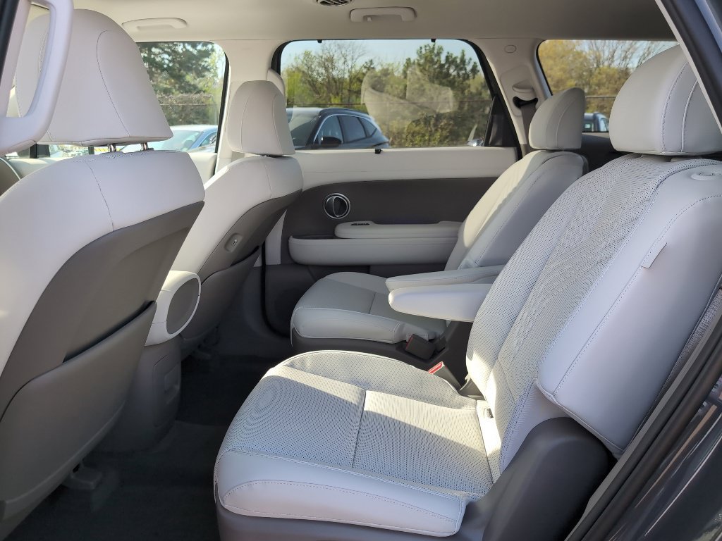 Used 2026 Hyundai Palisade SEL AWD/4WD image 10