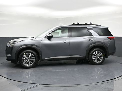 New 2026 Nissan Pathfinder SL AWD/4WD image 2