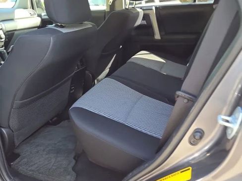 Used 2014 Toyota 4Runner SR5 AWD/4WD image 8