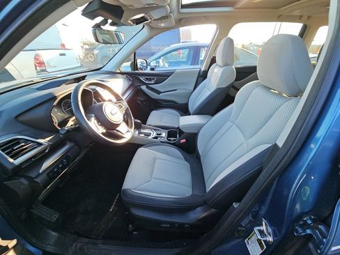 Used 2023 Subaru Forester Premium AWD/4WD image 5