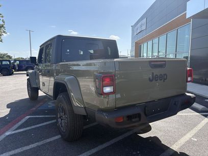 New 2025 Jeep Gladiator Sport