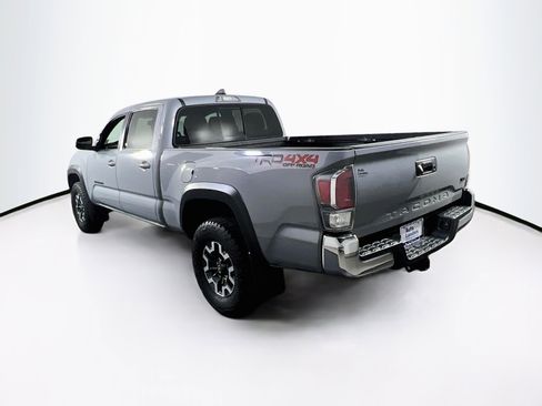 Used 2021 Toyota Tacoma TRD Off-Road AWD/4WD image 7