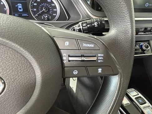 Used 2022 Hyundai Sonata SE FWD image 17