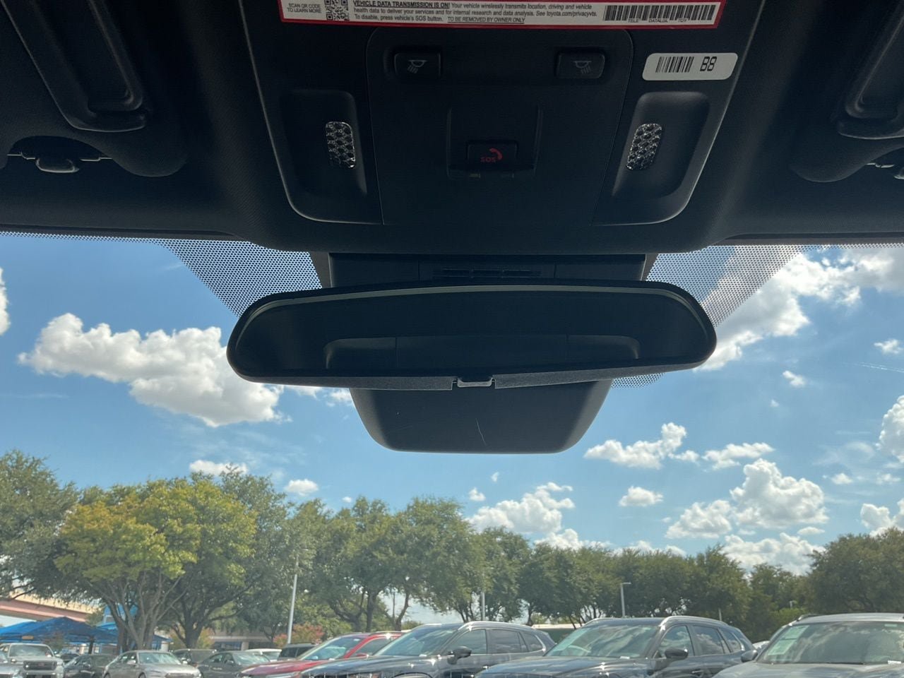 Used 2025 Toyota Camry SE FWD image 19