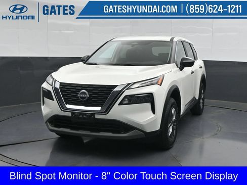 Used 2023 Nissan Rogue S FWD image 5
