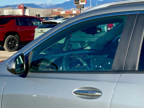 Used 2023 Buick Encore GX Select w/ Sport Touring Package image 11