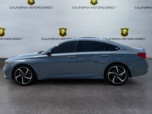Used 2022 Honda Accord Sport image 2