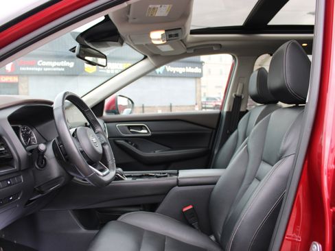 Certified 2021 Nissan Rogue SL w/ Premium Package image 12