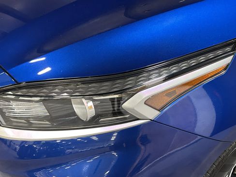 Used 2023 Kia Forte LXS FWD image 7