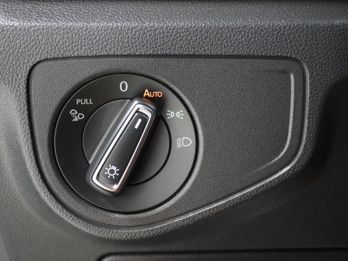 Used 2021 Volkswagen Atlas SE w/ Panoramic Sunroof Package image 28