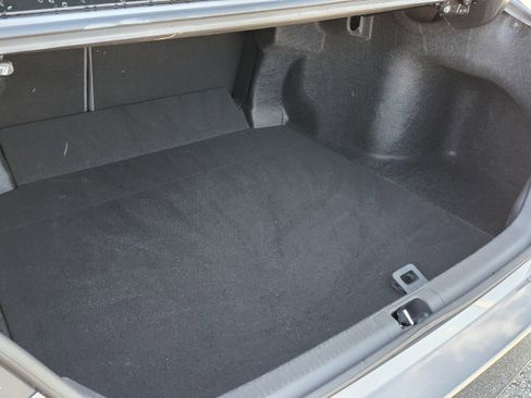 Used 2018 Toyota Camry XSE image 19