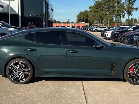 Used 2023 Kia Stinger GT2 image 8