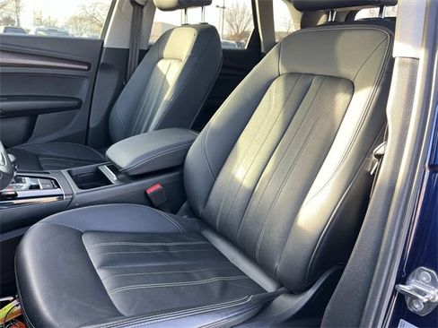 Used 2022 Audi Q5 2.0T Premium w/ Convenience Package image 33