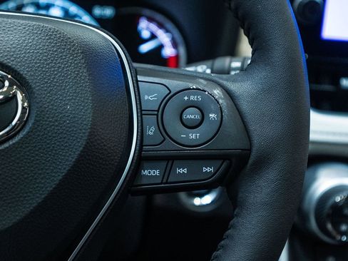 New 2025 Toyota RAV4 XLE Premium image 31