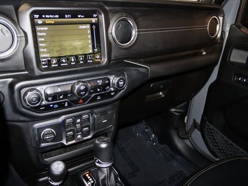 Used 2022 Jeep Wrangler Unlimited Sahara w/ Cold Weather Group image 67