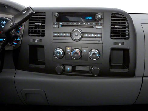 Used 2010 Chevrolet Silverado 2500 W/T w/ Snow Plow Prep Package AWD/4WD image 14