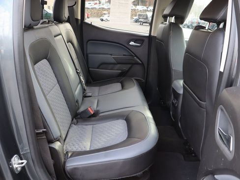 Used 2016 Chevrolet Colorado Z71 image 17