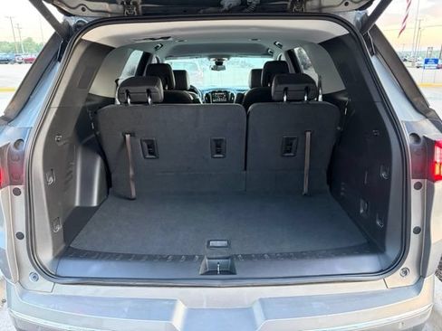 Used 2018 Chevrolet Traverse Premier w/ Driver Confidence II Package FWD image 19