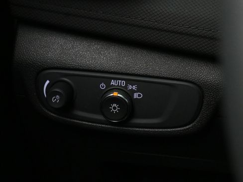 Certified 2025 Chevrolet TrailBlazer LS w/ LS Convenience Package image 16